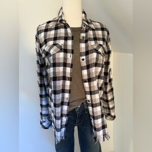 Current/Elliot excellent condition versatile cotton flannel plaid shirt